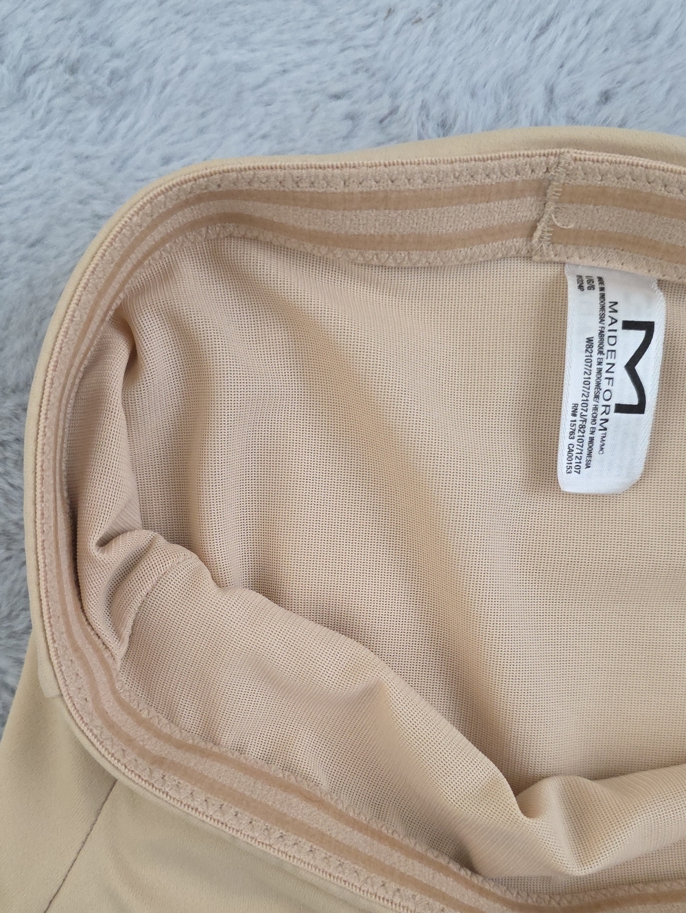 Maidenform Nude High Waist Shapewear Shorts Tummy Control Size L/6 - Picture 7 of 11